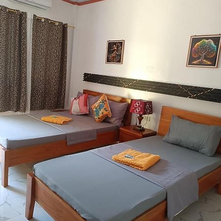J&J Tourist Inn Bohol Kültér fotó